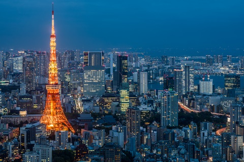 Tokyo Tower illuminée la nuit – Symbole emblématique de Tokyo, Japon